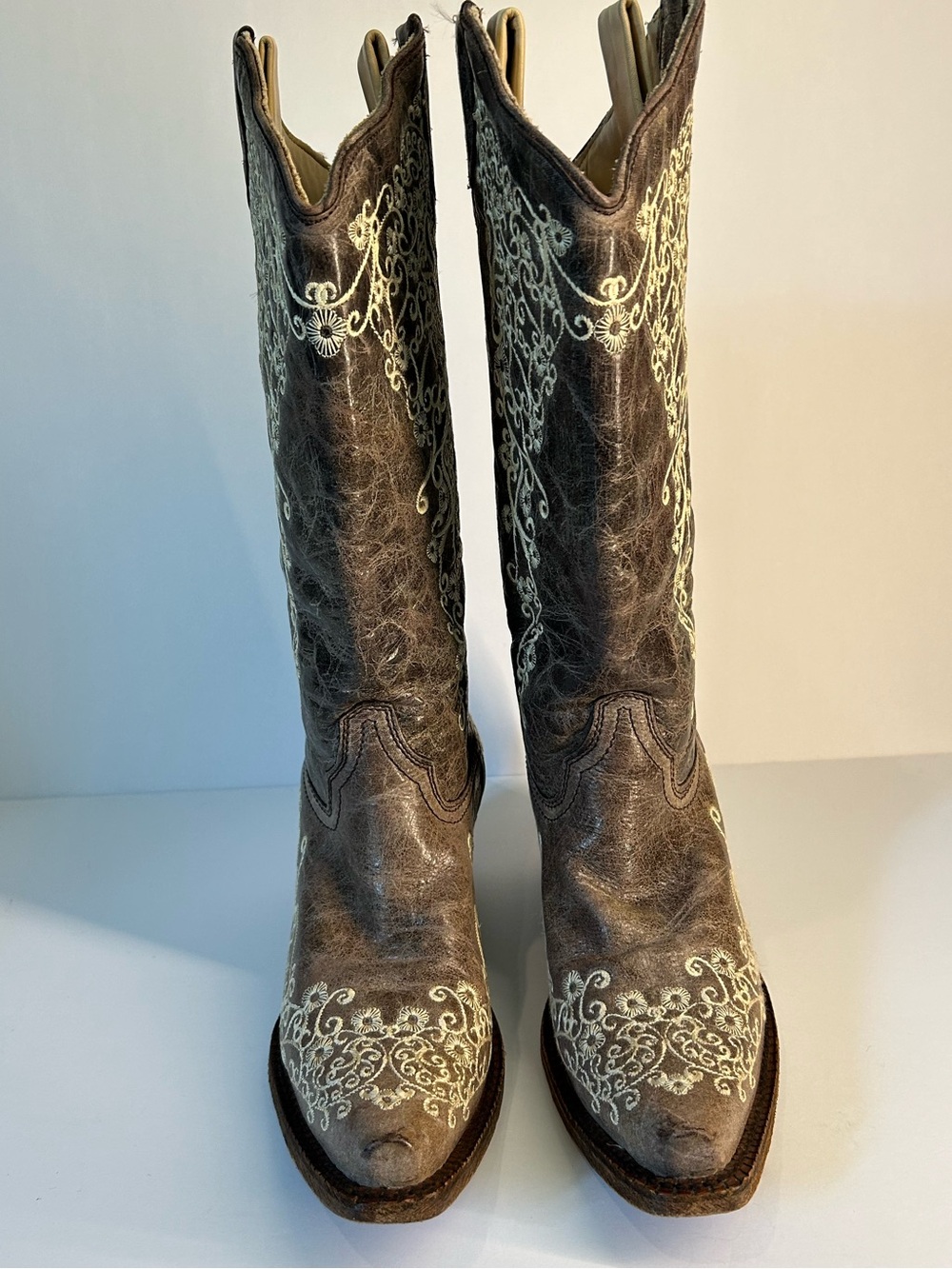 Corral Women's Brown Leather Embroidered Cowboy Boots Snip Toe
A 1094 Size 7 M - Picture 3 of 11